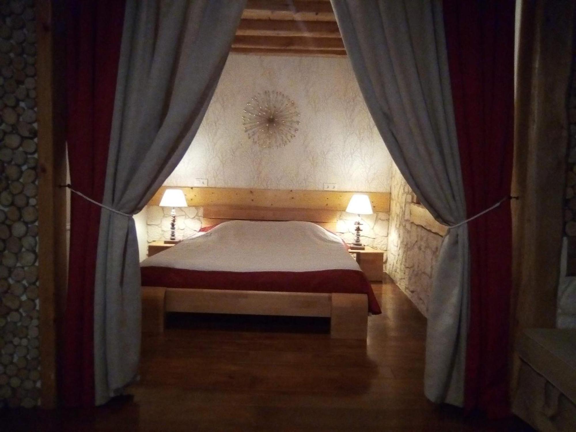 Le Domaine Des Papillons 호텔 Beaujeu-Saint-Vallier-et-Pierrejux 외부 사진