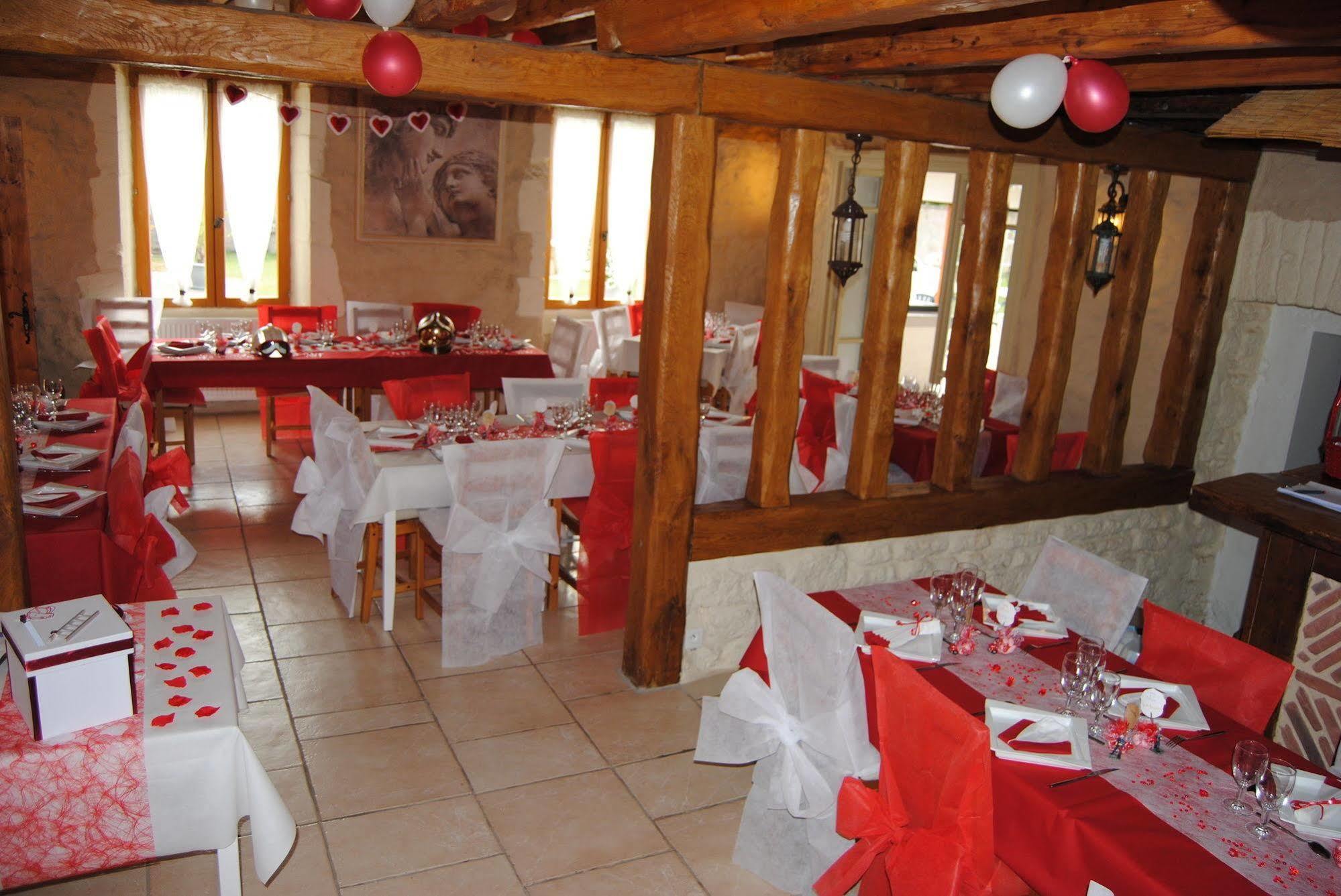 Le Domaine Des Papillons 호텔 Beaujeu-Saint-Vallier-et-Pierrejux 외부 사진