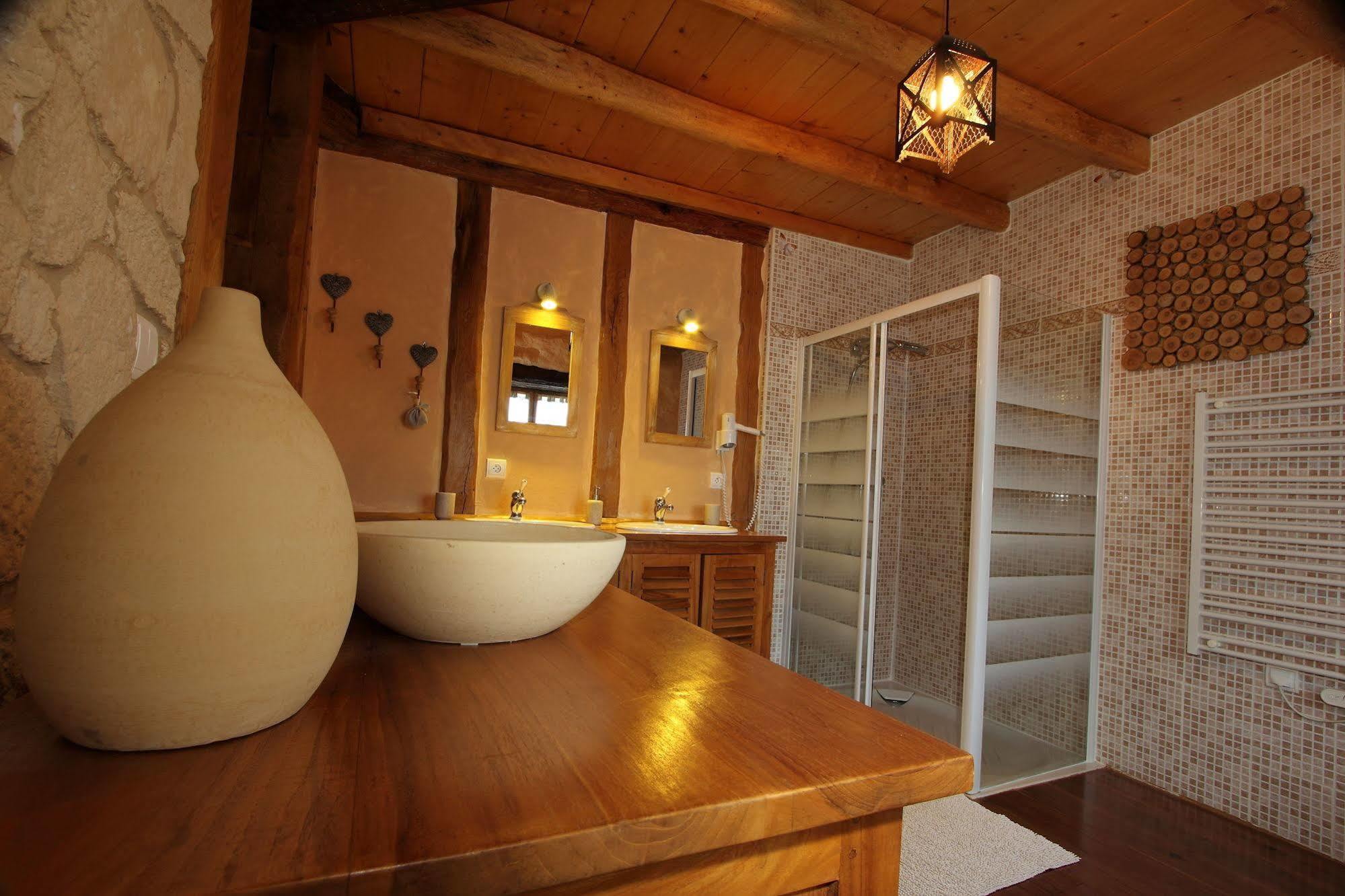 Le Domaine Des Papillons 호텔 Beaujeu-Saint-Vallier-et-Pierrejux 외부 사진