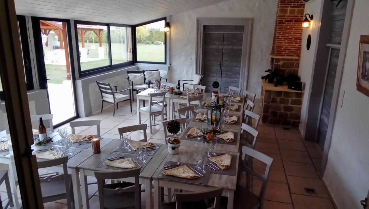 Le Domaine Des Papillons 호텔 Beaujeu-Saint-Vallier-et-Pierrejux 외부 사진